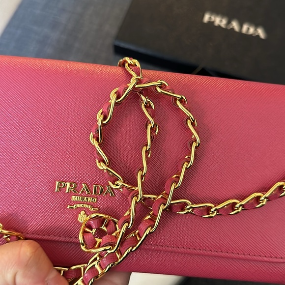 Pink Prada WOC - Picture 7 of 9